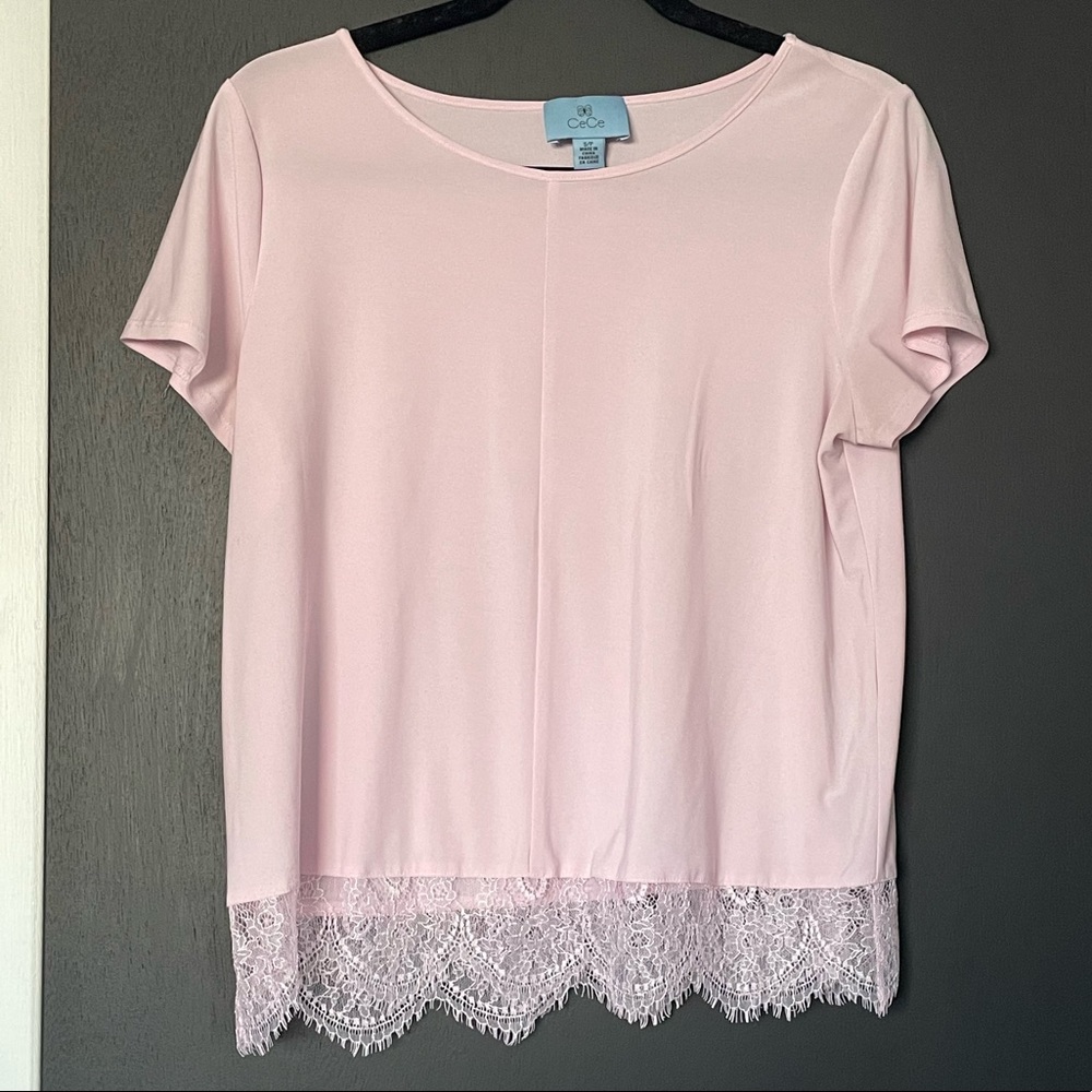 Cece Lilac Lace Trimmed T-Shirt - Size Small